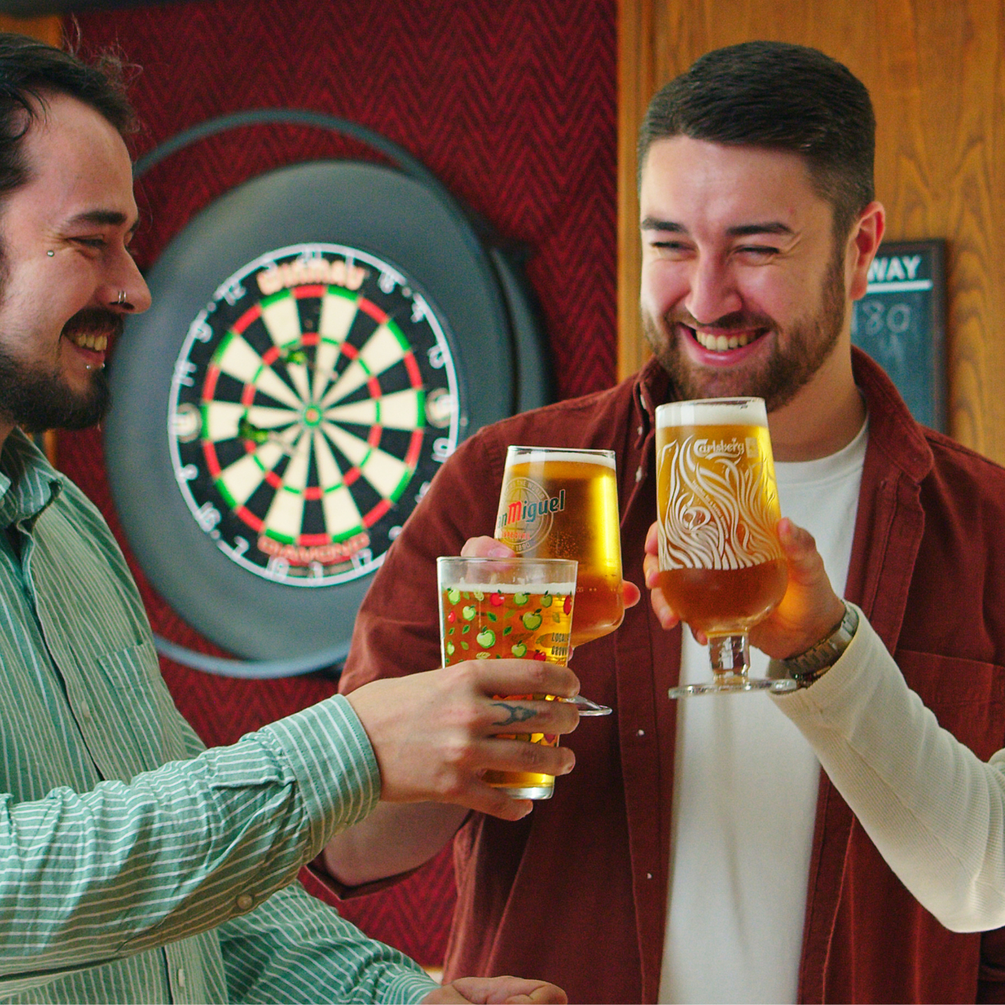 Raise a glass This Father's Day at The Wheatsheaf Inn in Dukinfield!